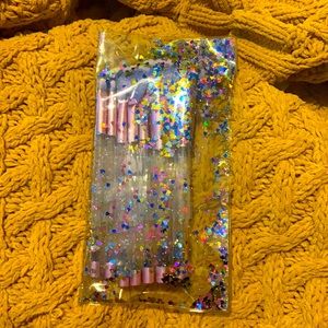 Brand new make up brushes